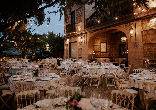 The Sparkle Band dazzle at a luxury wedding in the stunning Toledo venue of Cigarral de las Mercedes