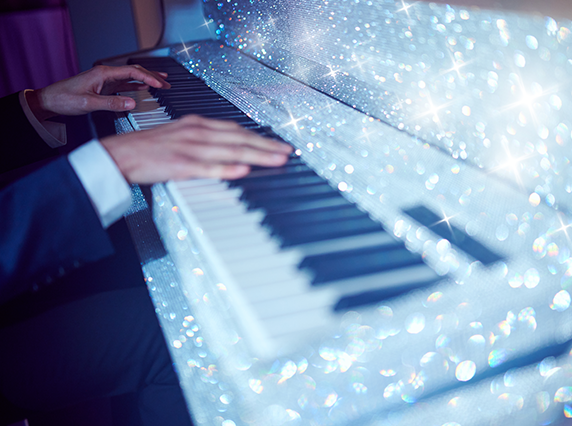 The Sparkle Band's sparkly piano in Mallorca